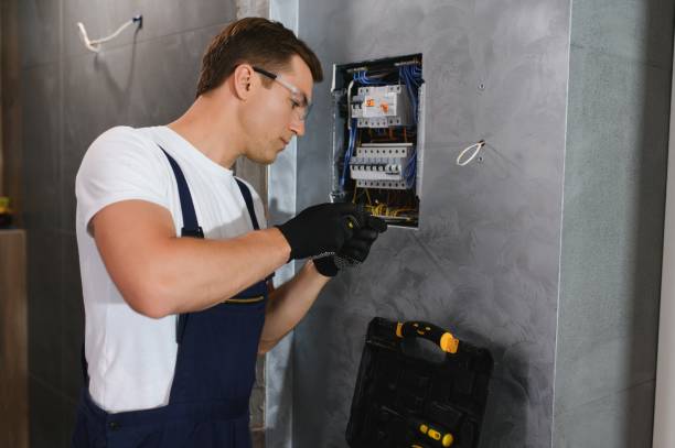 Best Electrical Outlet Repair  in Ankeny, IA